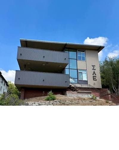 Sigma Alpha Epsilon California Epsilon chapter house